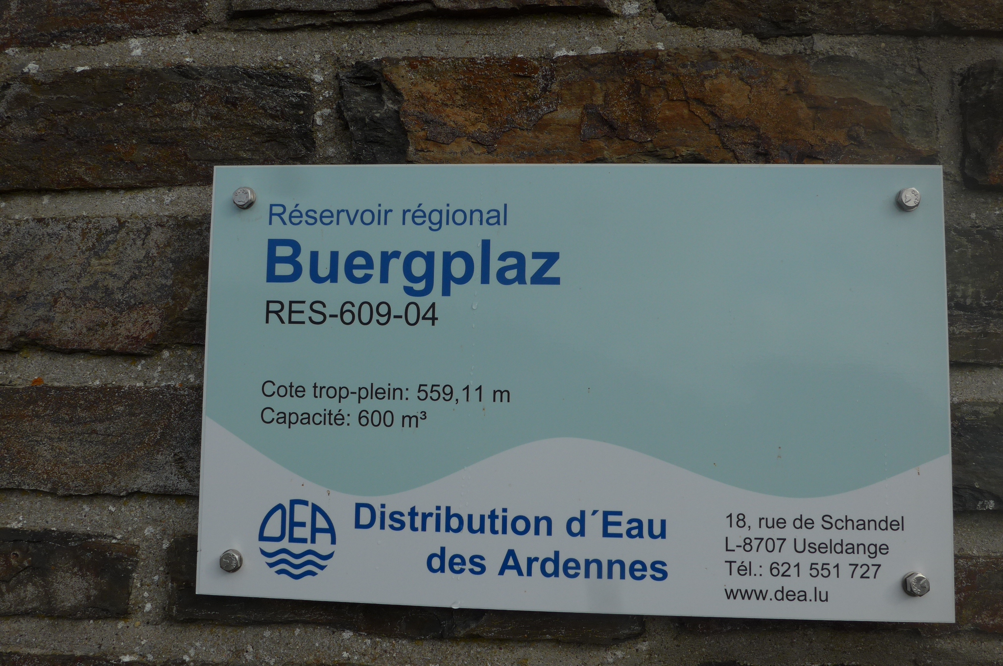 Buergplaz cedule nová
